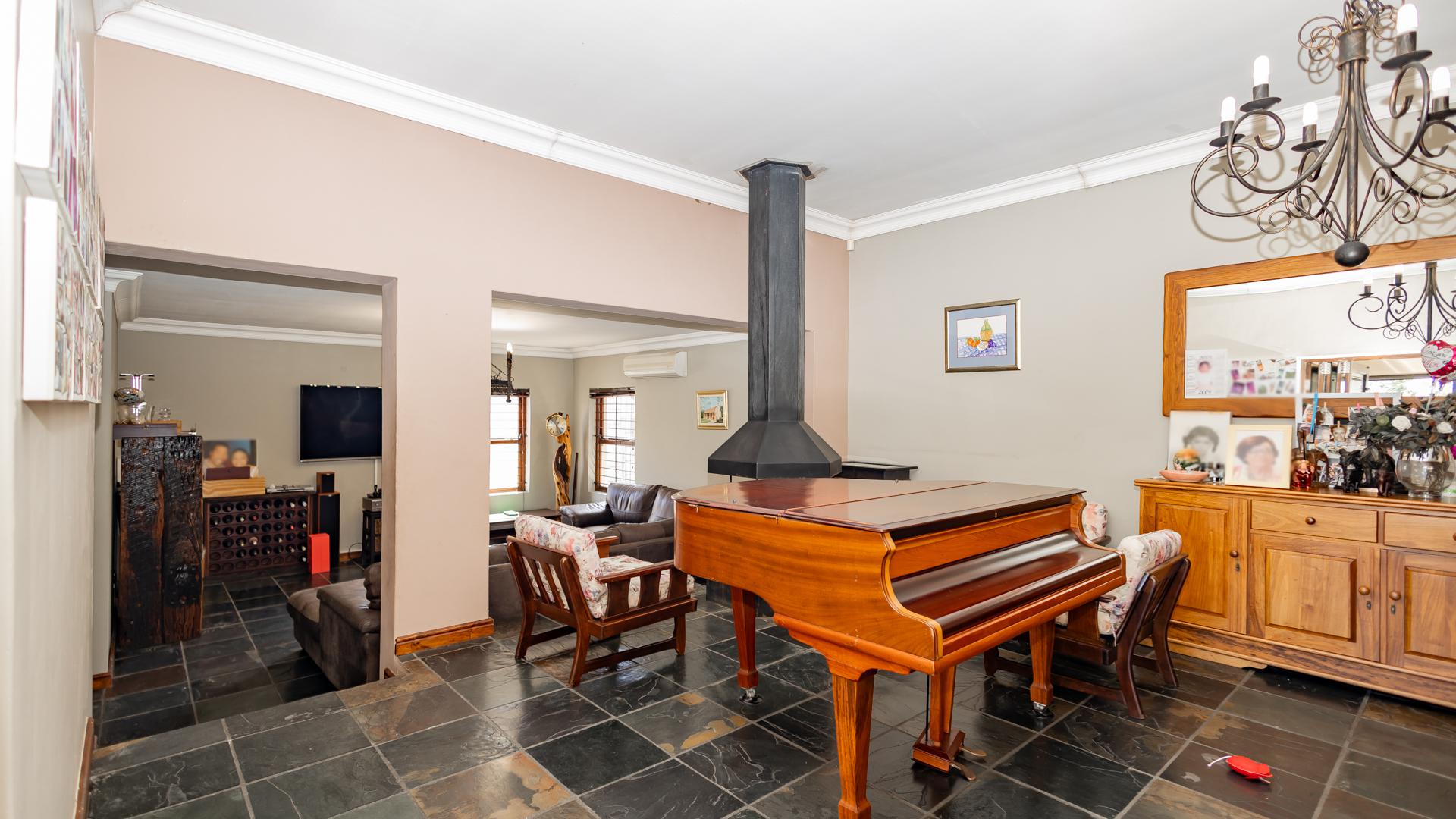  of property in Sonstraal Heights
