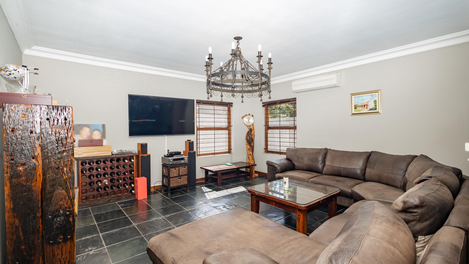  of property in Sonstraal Heights
