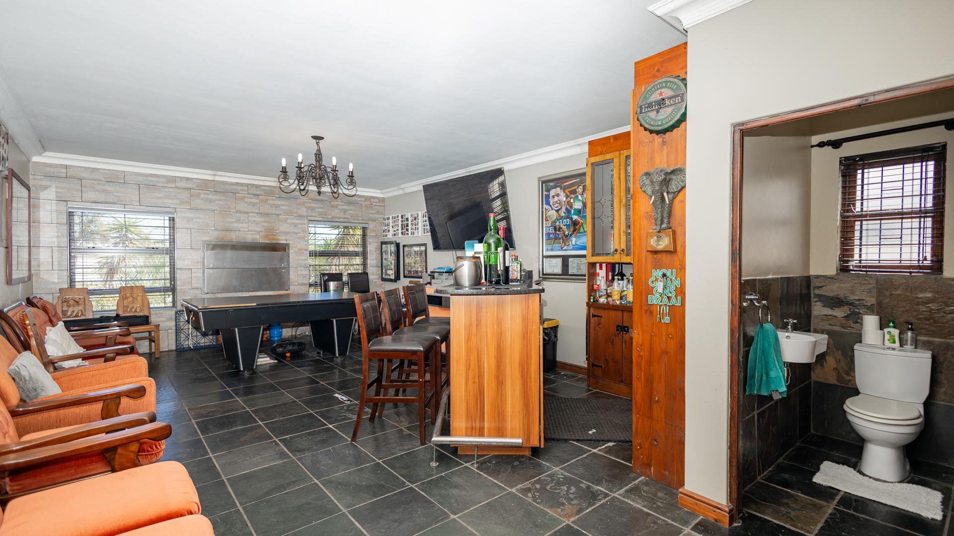  of property in Sonstraal Heights