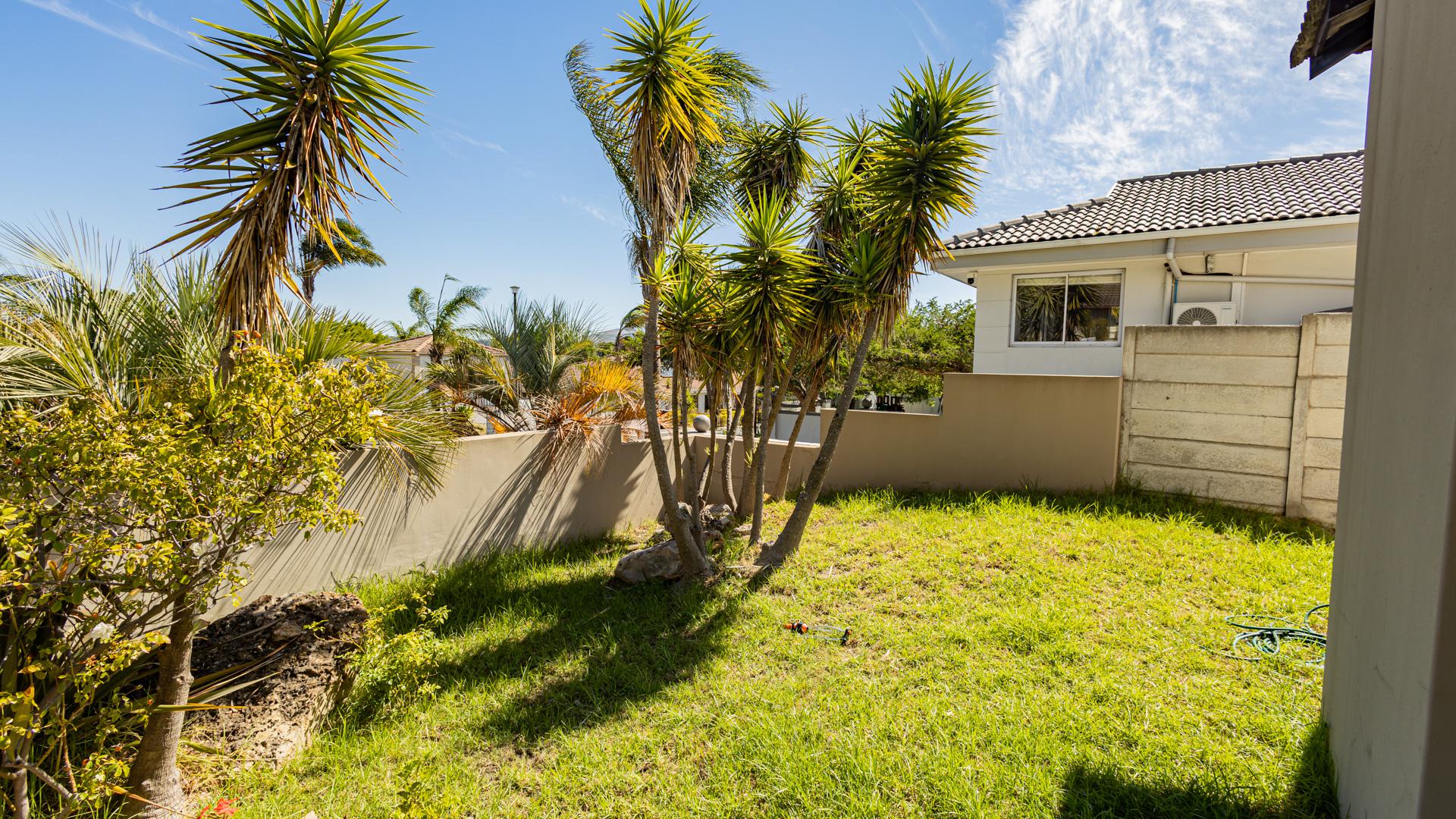  of property in Sonstraal Heights