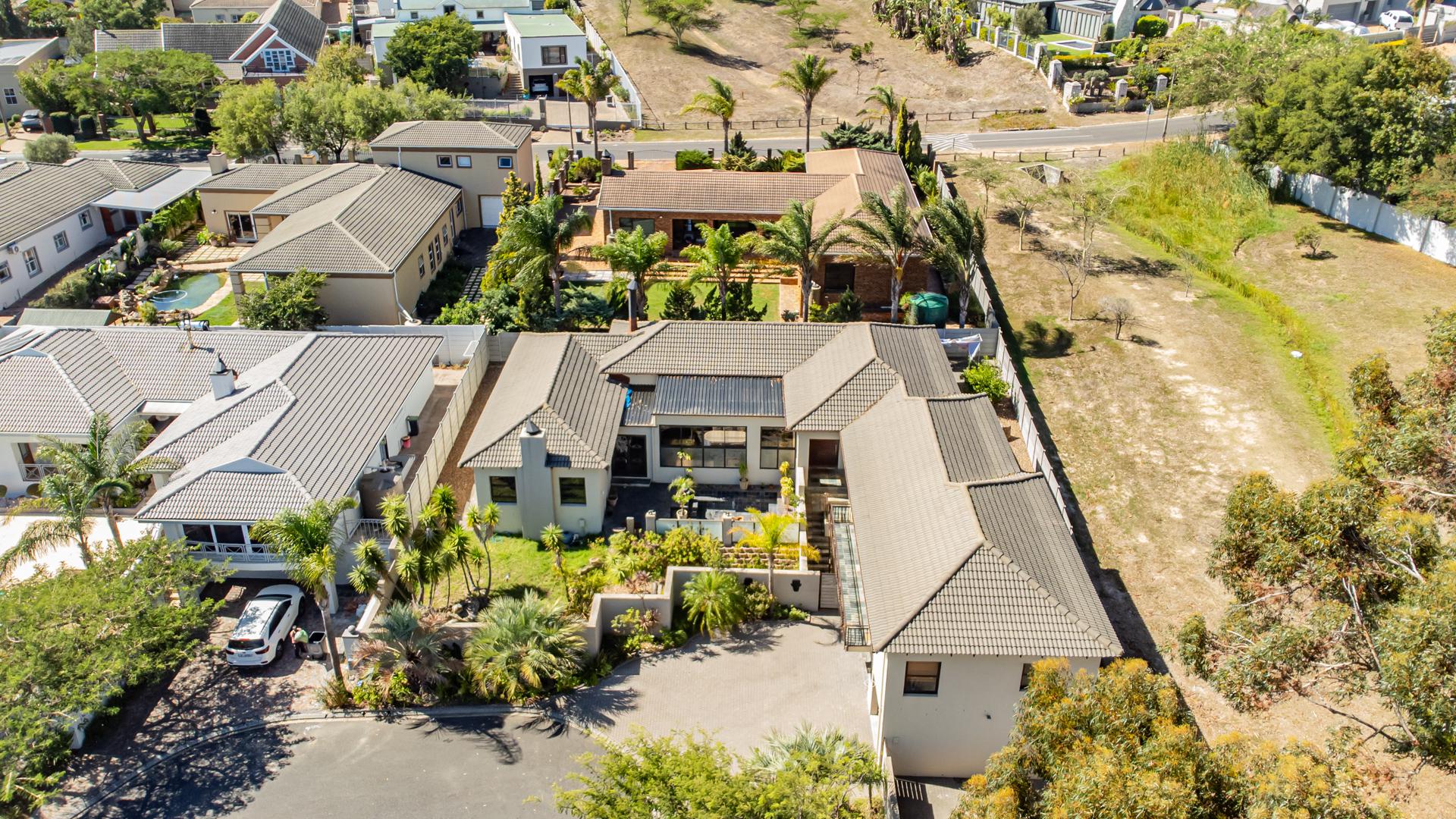  of property in Sonstraal Heights