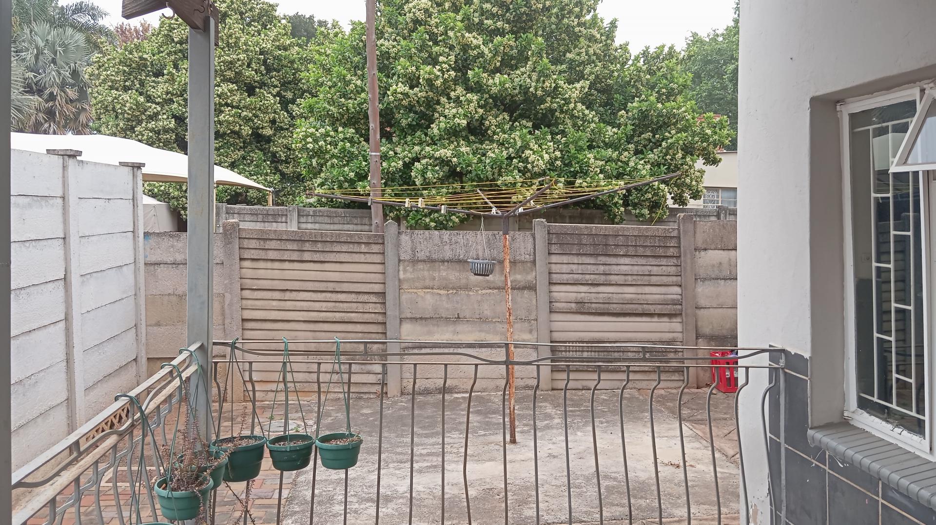 Backyard of property in Mountain View