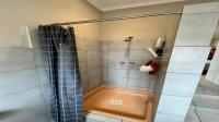 Bathroom 1 of property in Mountain View