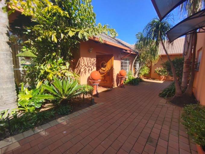 5 Bedroom Freehold Residence for Sale For Sale in Wierdapark - MR722336