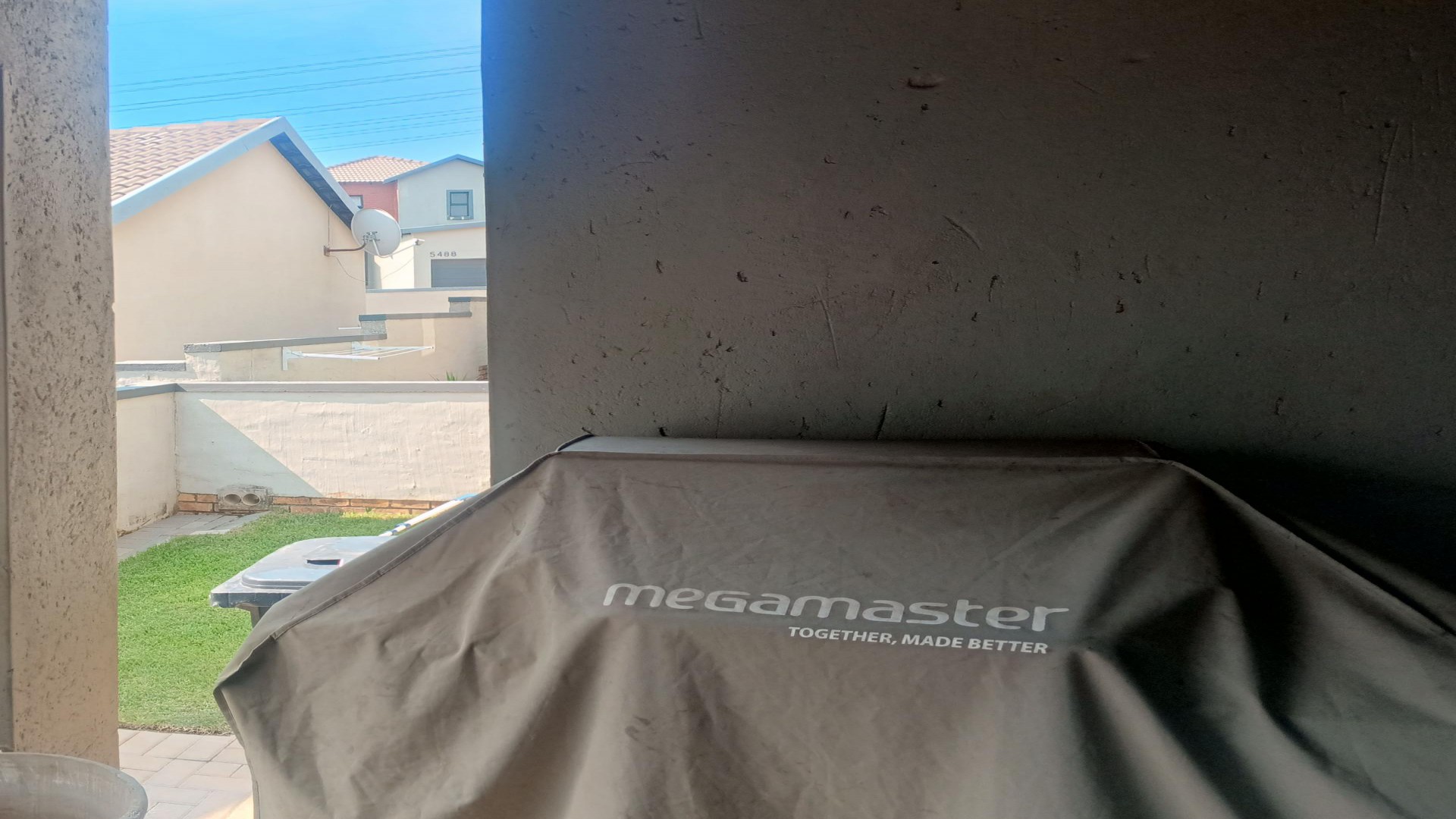 Patio - 9 square meters of property in Kosmosdal