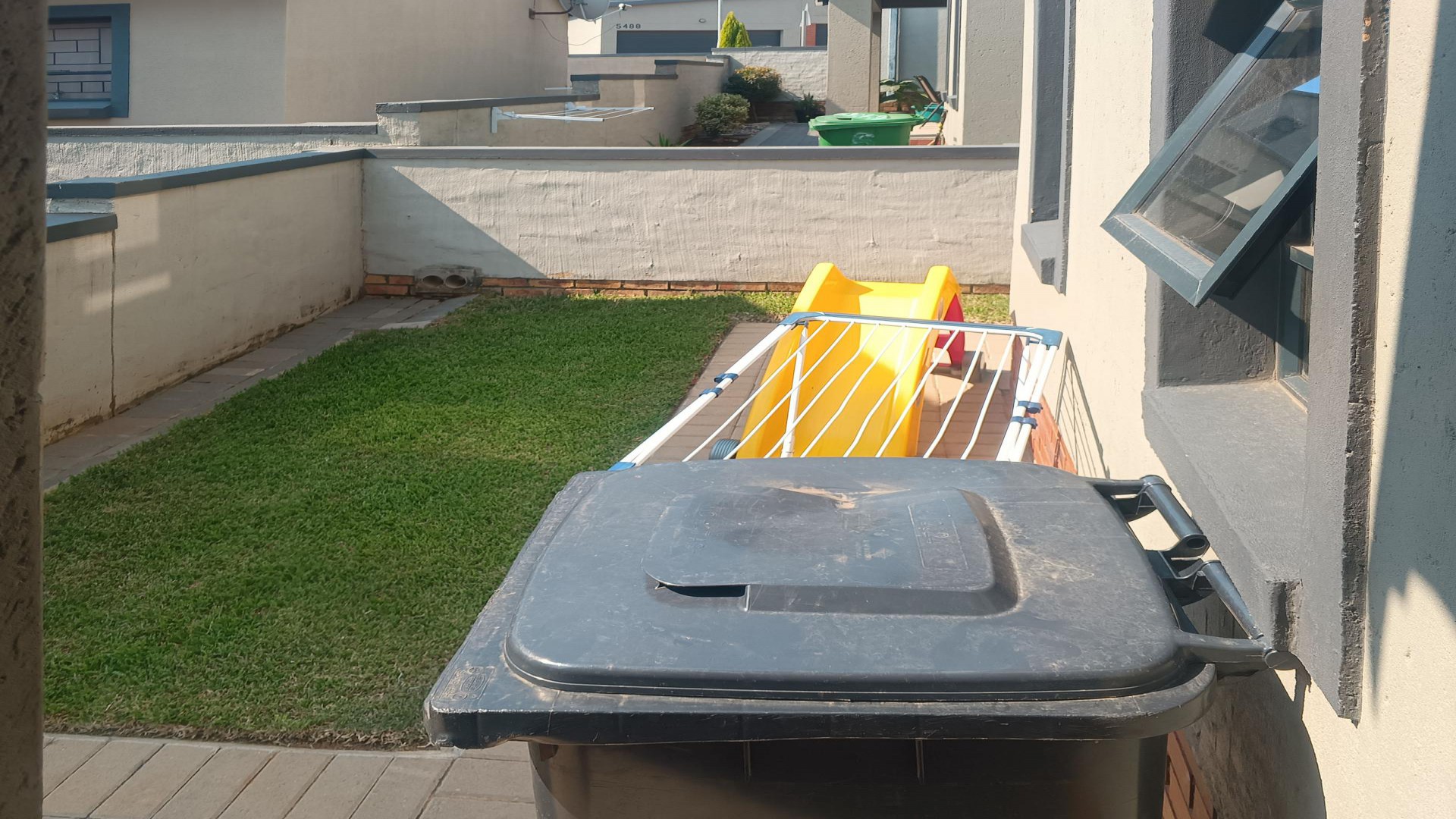 Backyard of property in Kosmosdal
