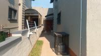 Spaces - 15 square meters of property in Kosmosdal