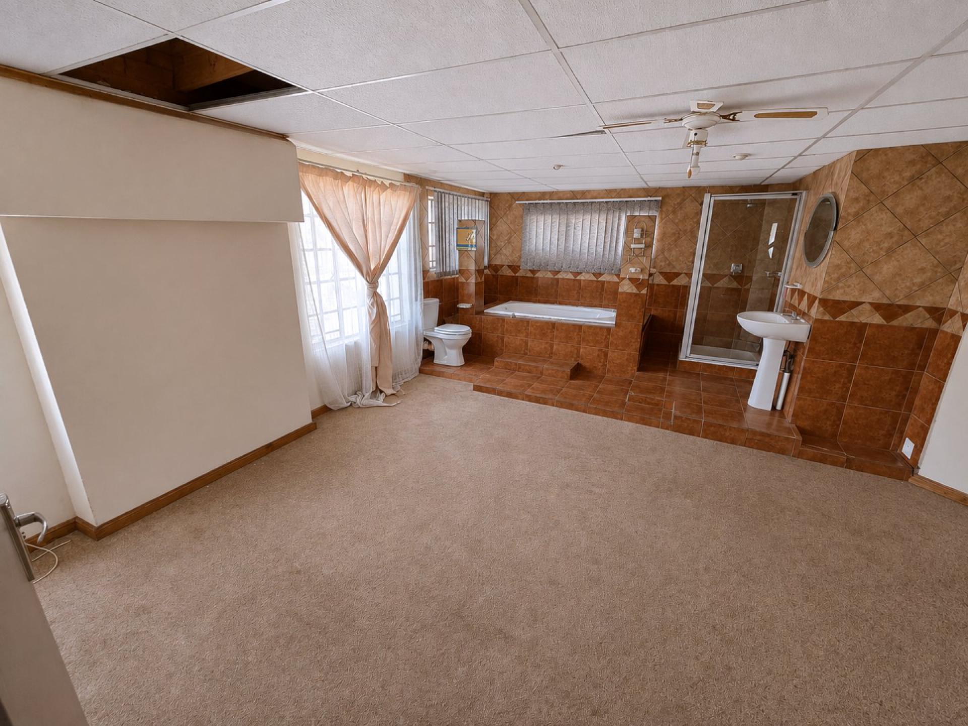  of property in Annlin