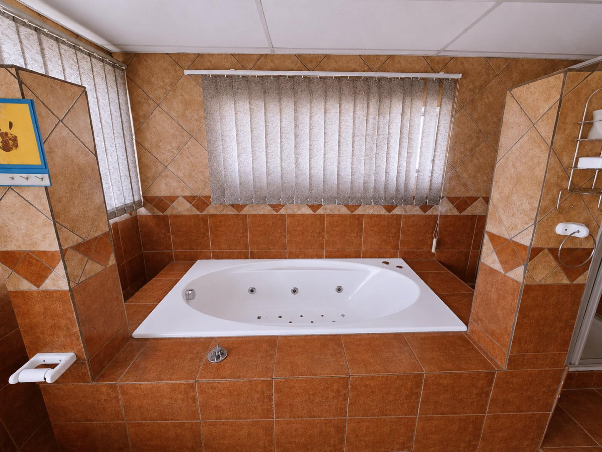  of property in Annlin