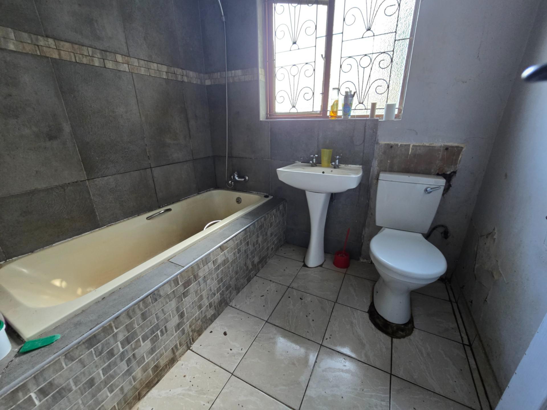  of property in Esikhawini