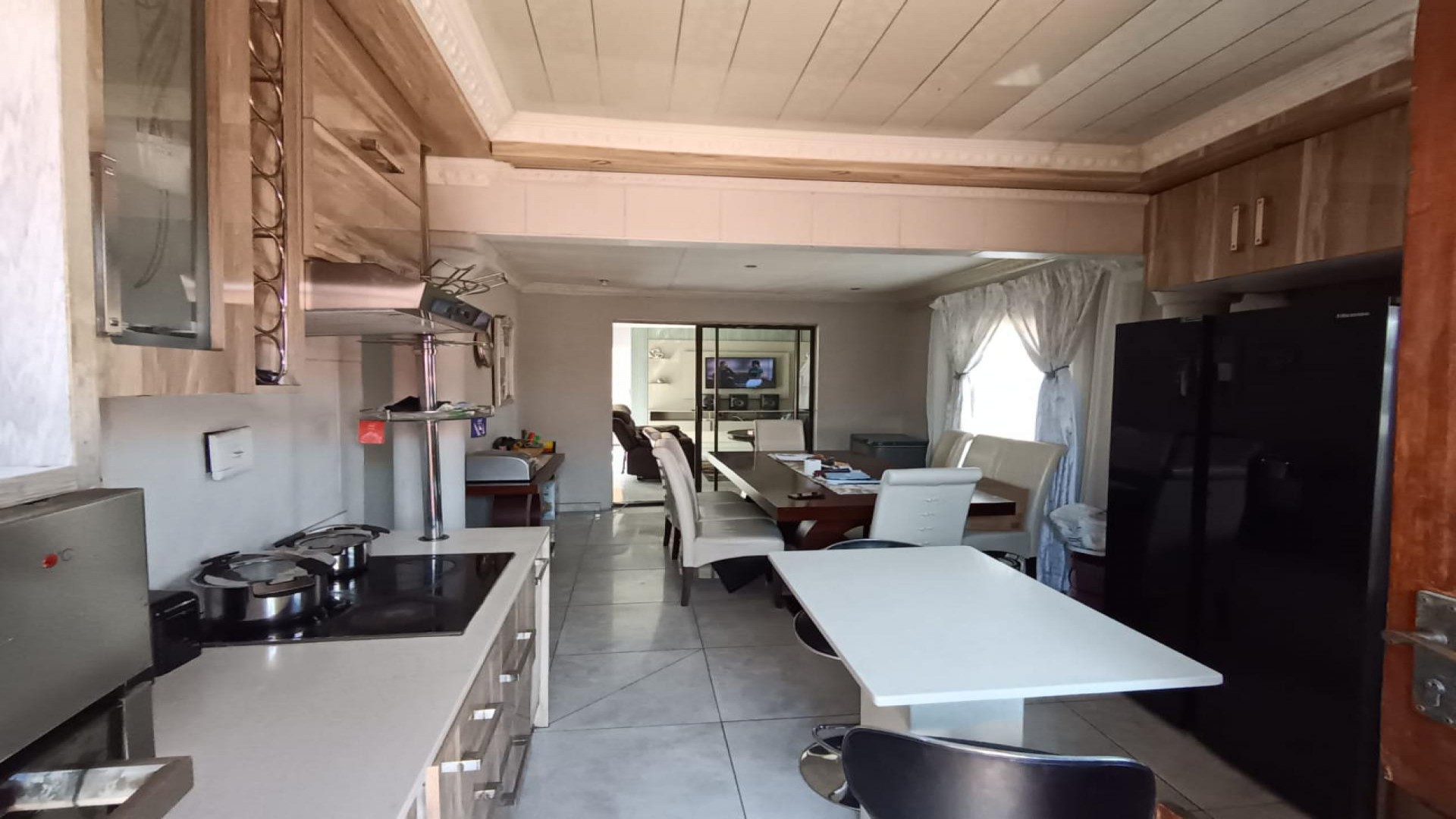 Kitchen of property in Spruitview