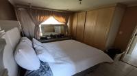 Bed Room 1 of property in Spruitview