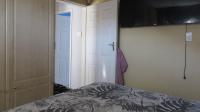 Main Bedroom - 12 square meters of property in Spruitview