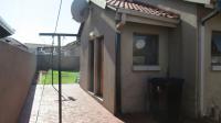 Spaces - 4 square meters of property in Spruitview