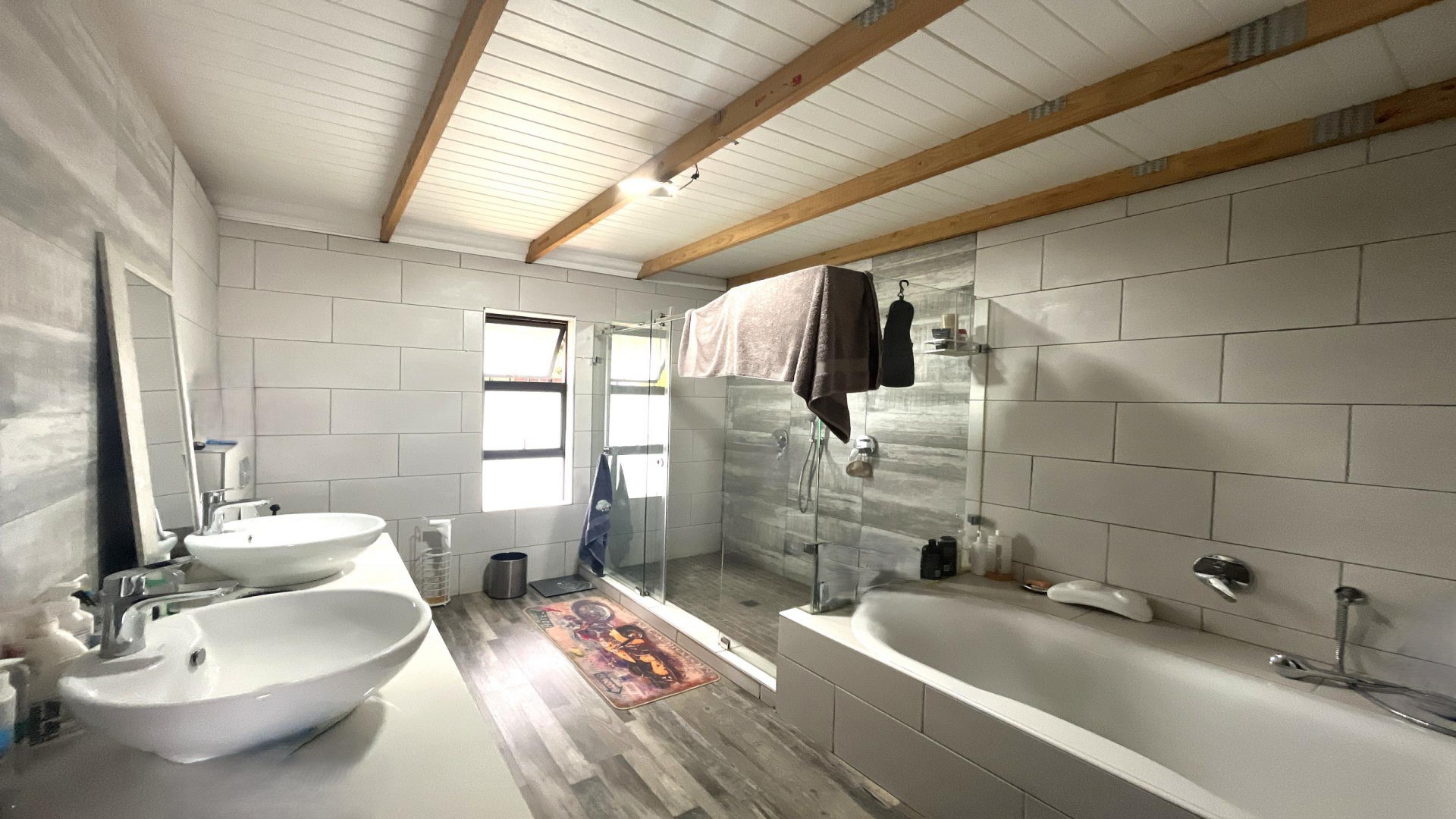Bathroom 2 of property in Wierdapark
