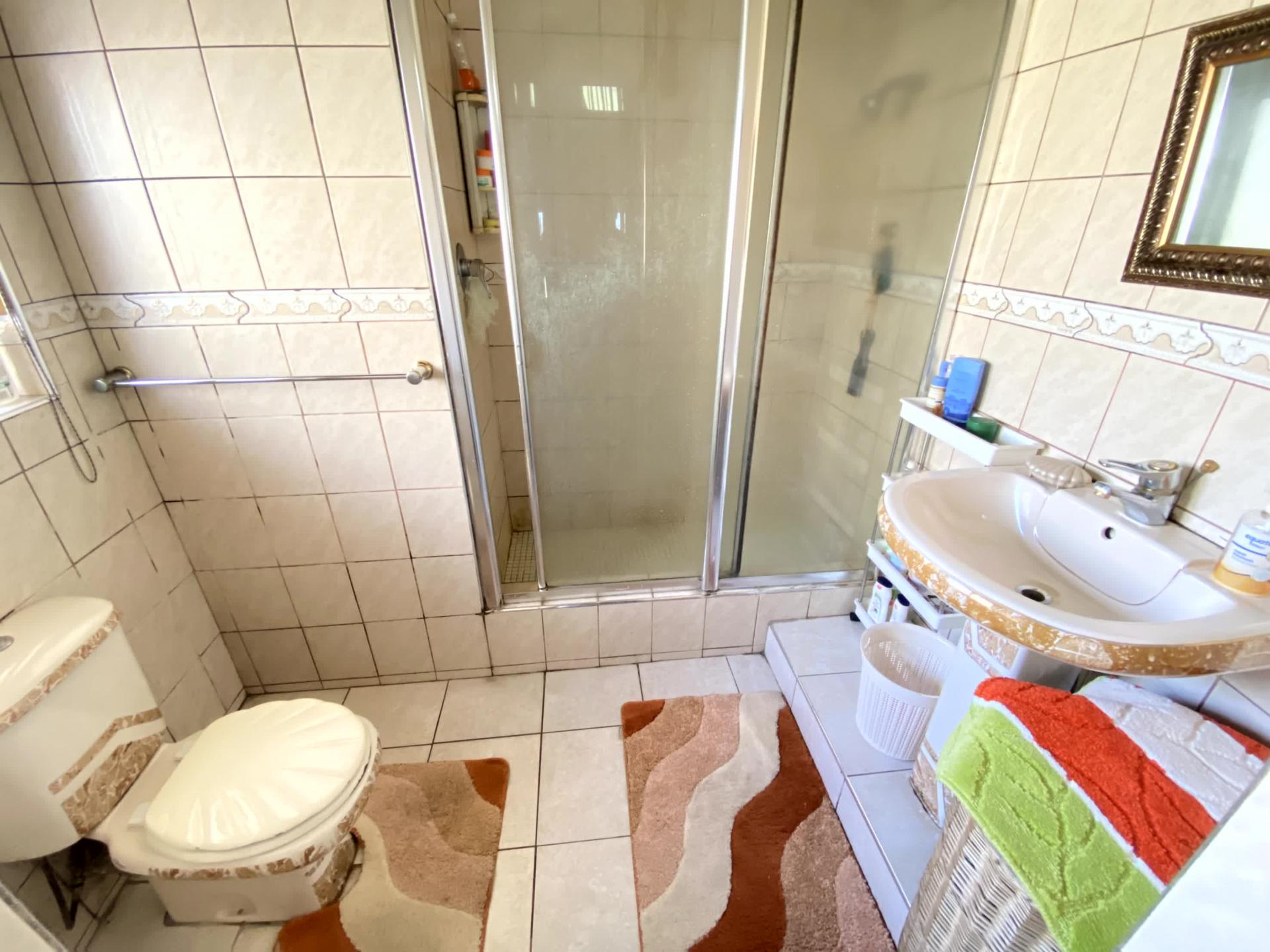  of property in Yellowwood Park 