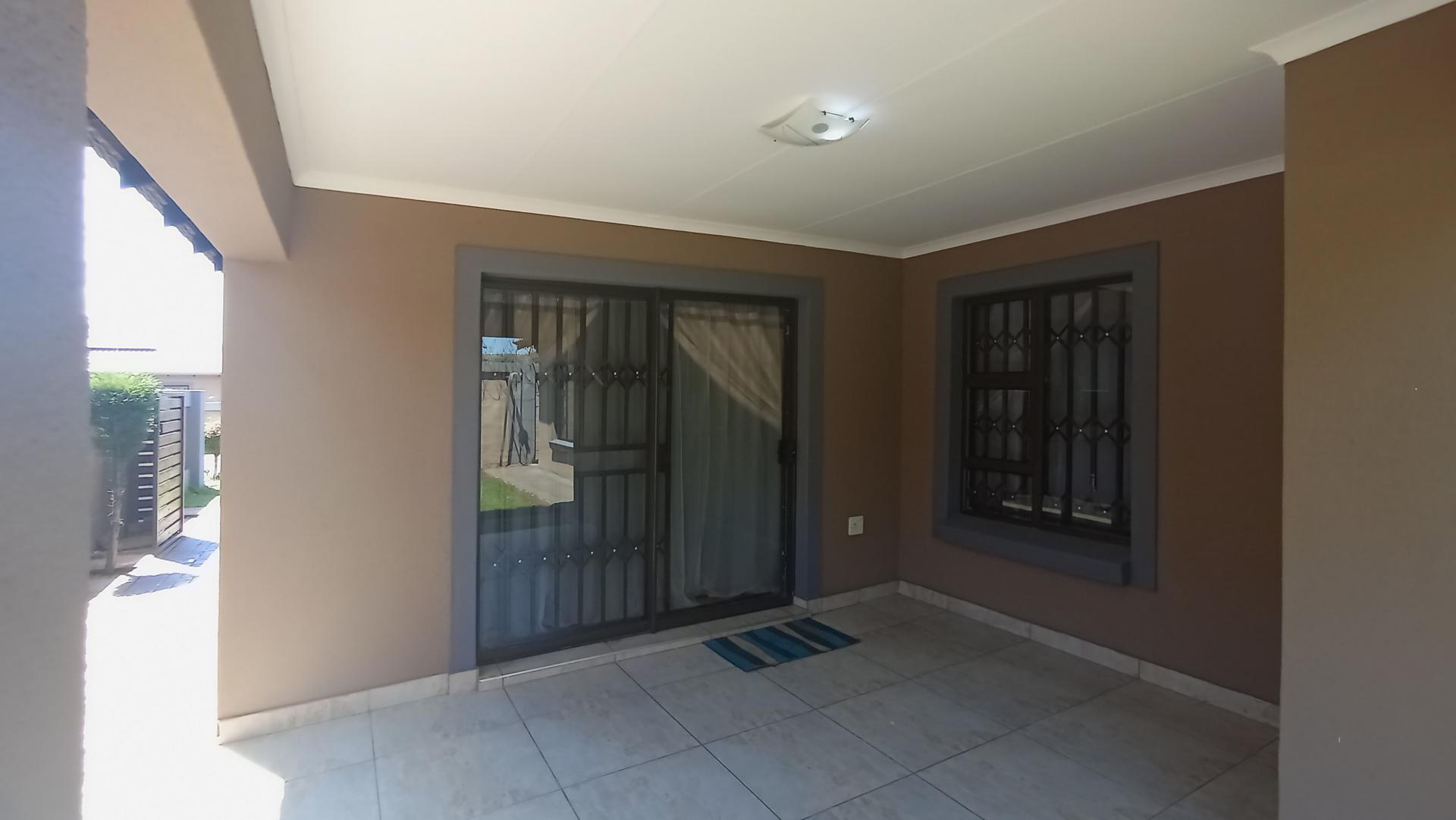 Patio - 24 square meters of property in Eldorette