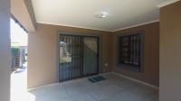 Patio - 24 square meters of property in Eldorette
