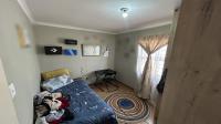 Bed Room 1 of property in Protea Glen