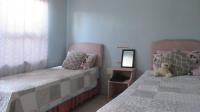 Bed Room 2 - 10 square meters of property in Meadowlands