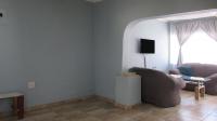 Dining Room - 14 square meters of property in Meadowlands