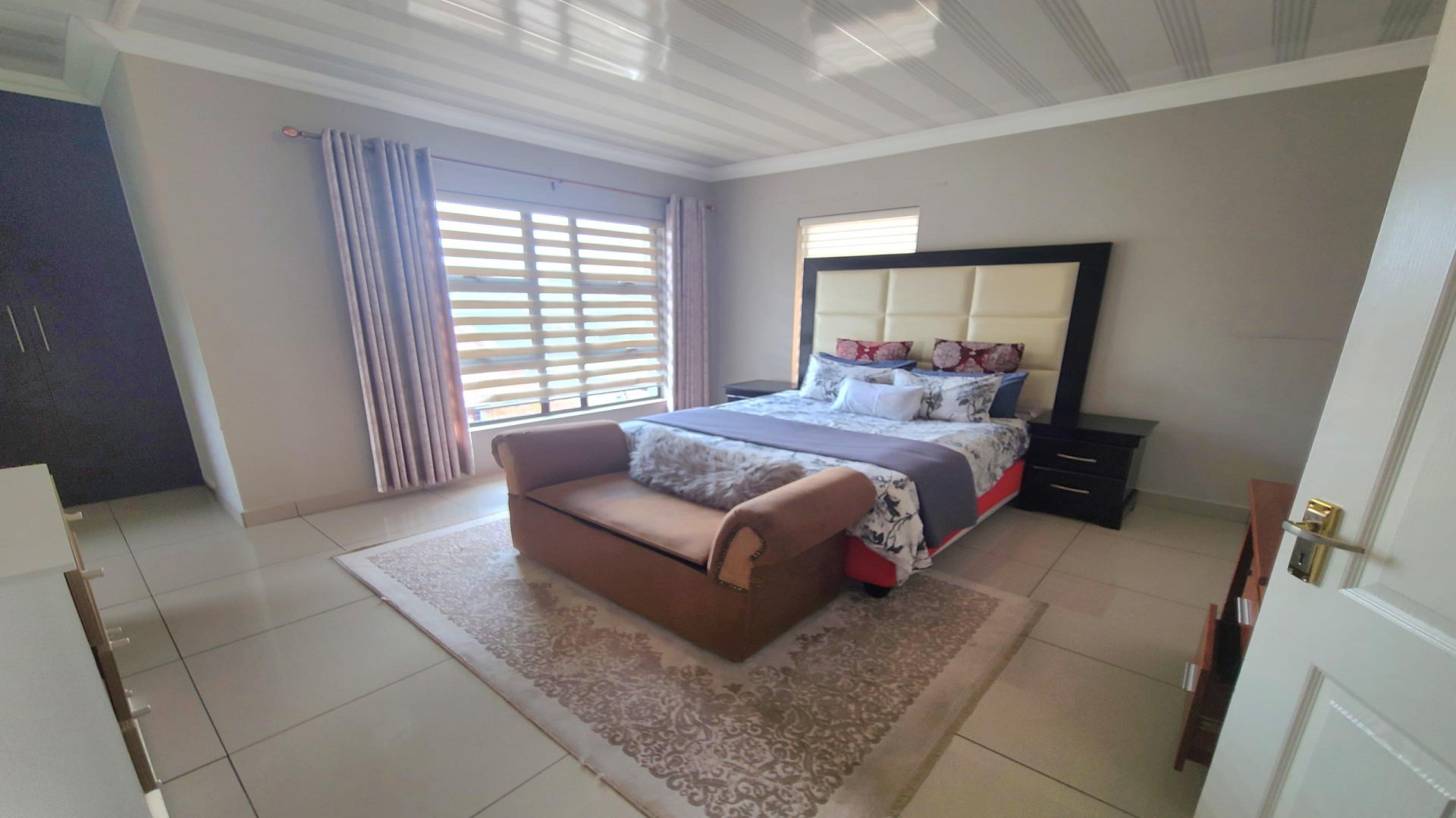 Main Bedroom of property in Middelburg - MP