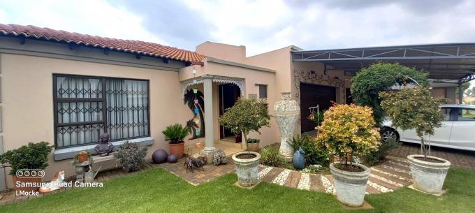 3 Bedroom Sectional Title for Sale For Sale in Riversdale - MR722441