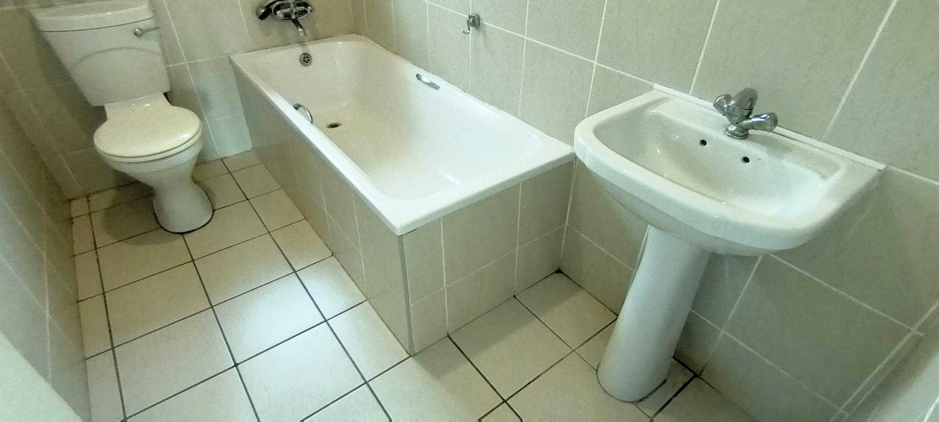 Bathroom 1 of property in Margate