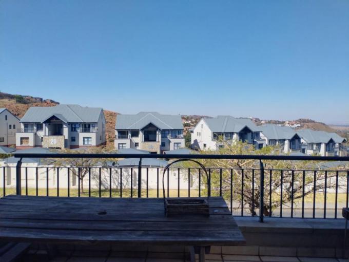 2 Bedroom Apartment for Sale For Sale in Oakdene - MR722458