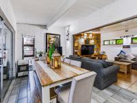  of property in Doonside