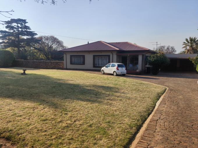 3 Bedroom House for Sale For Sale in Parkhill Gardens - MR722477