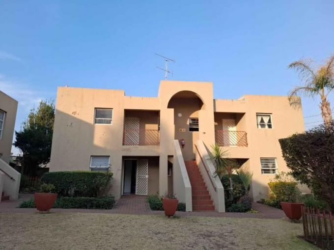 1 Bedroom Simplex for Sale For Sale in Brackendowns - MR722493