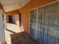  of property in Oudtshoorn