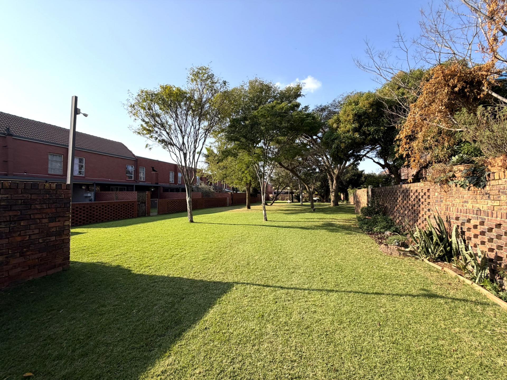  of property in Elarduspark
