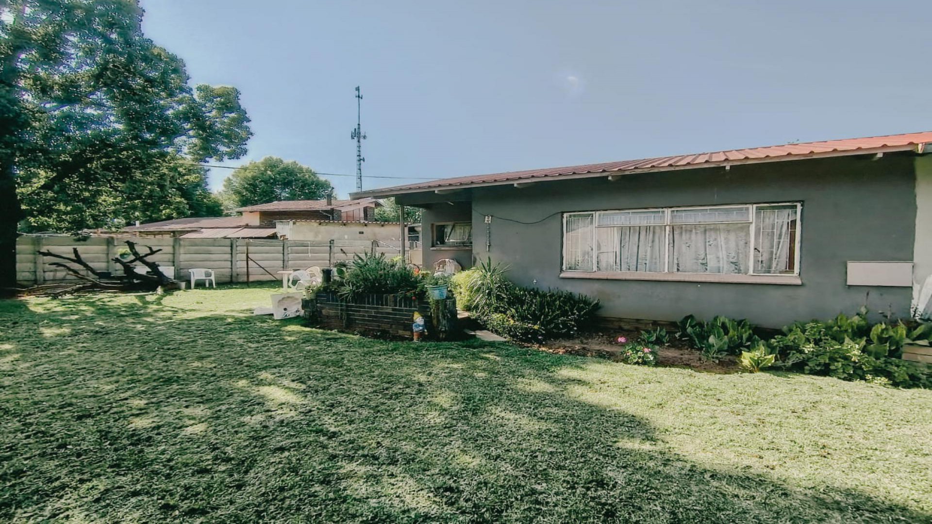 Backyard of property in Boetrand