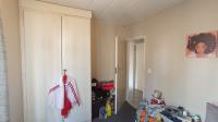 Bed Room 1 - 11 square meters of property in Highveld