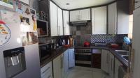 Kitchen - 12 square meters of property in Rooihuiskraal North