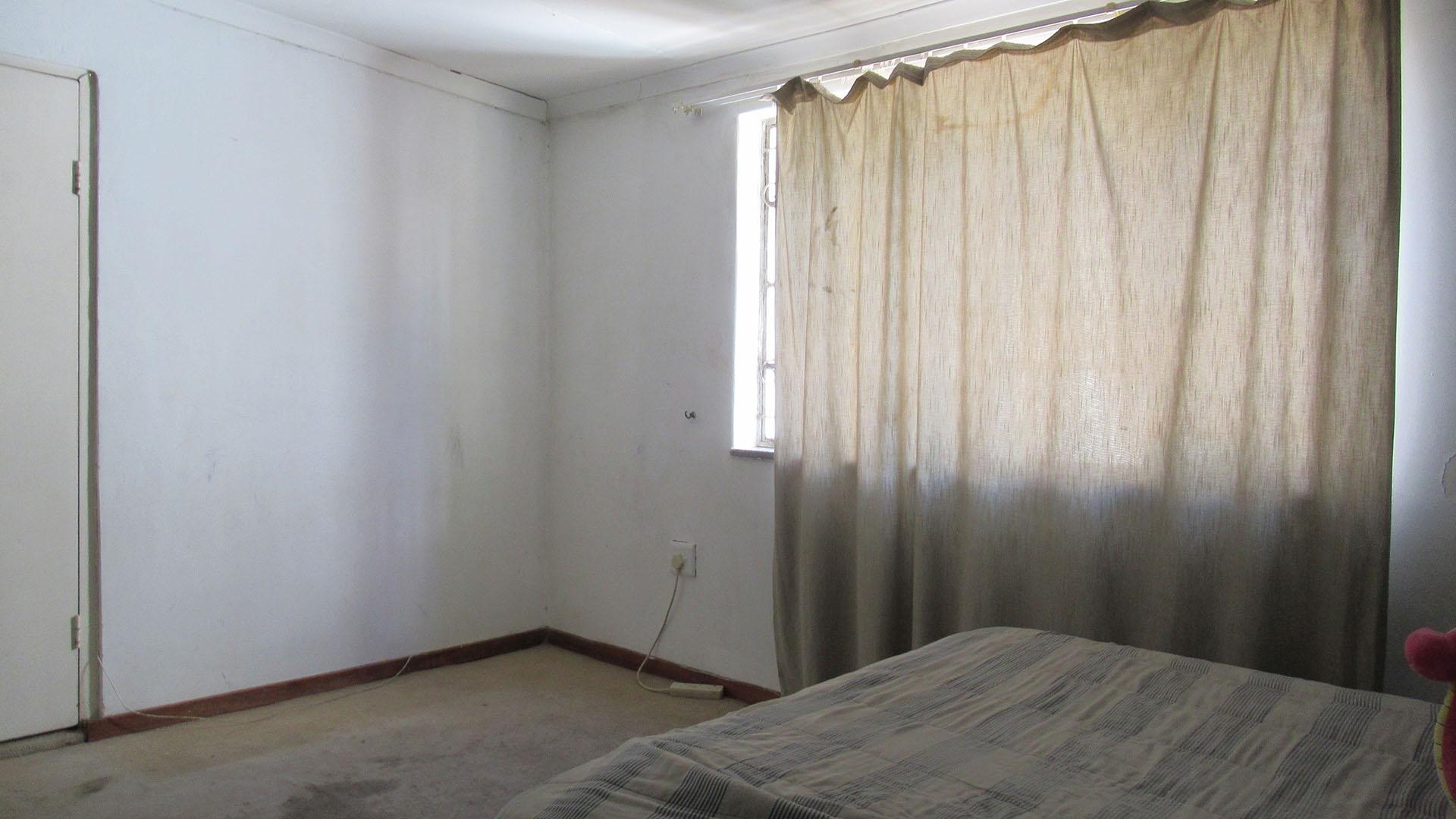 Main Bedroom - 17 square meters of property in Ferndale - JHB
