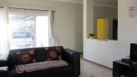 Lounges - 22 square meters of property in Ferndale - JHB
