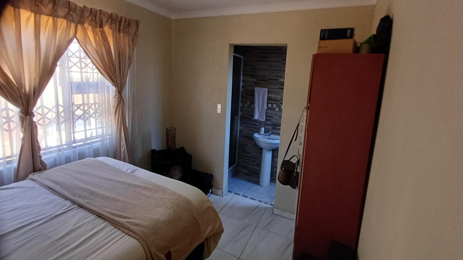 Bed Room 1 of property in Soshanguve