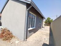  of property in Roodekop