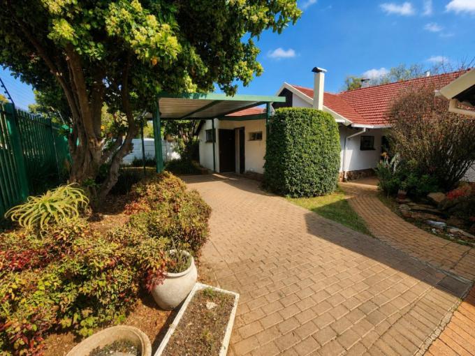 4 Bedroom House for Sale For Sale in Montgomery Park - MR722579