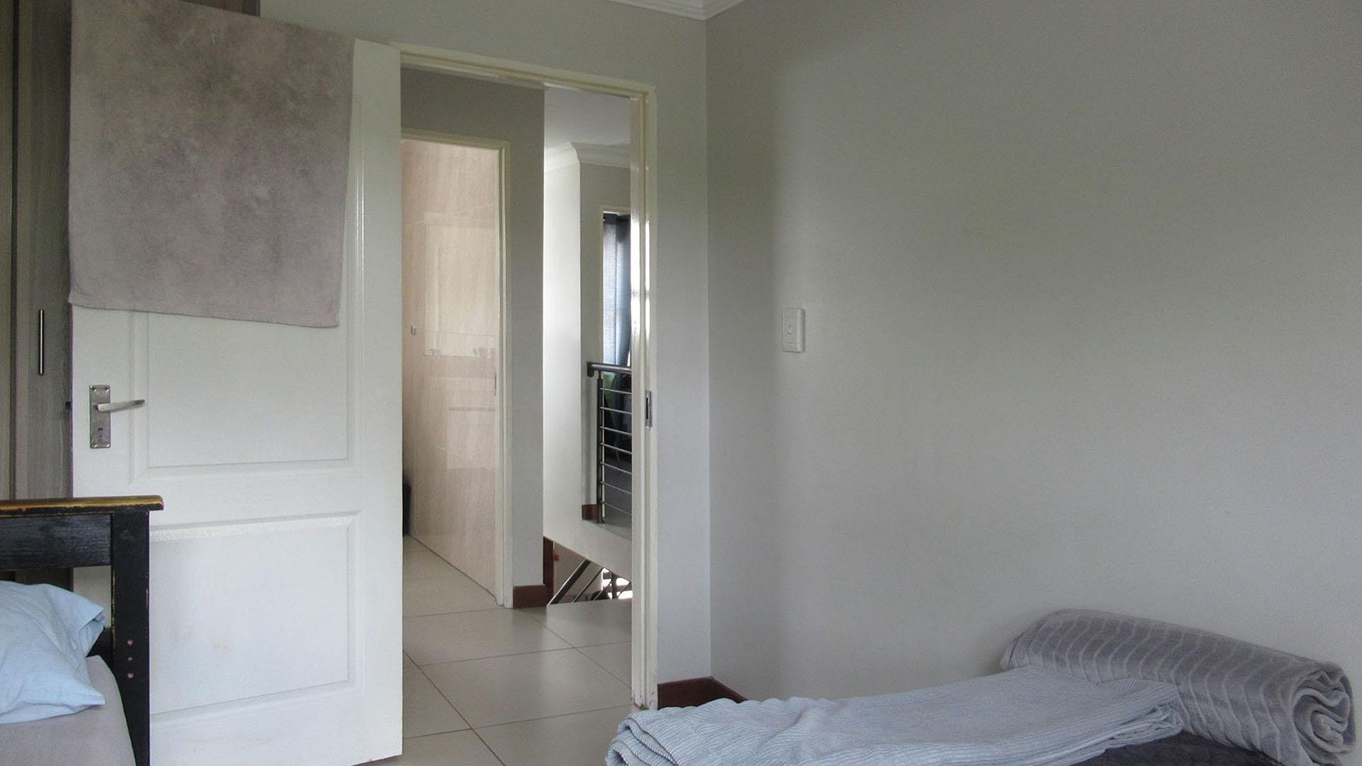 Bed Room 1 - 12 square meters of property in Ferndale - JHB