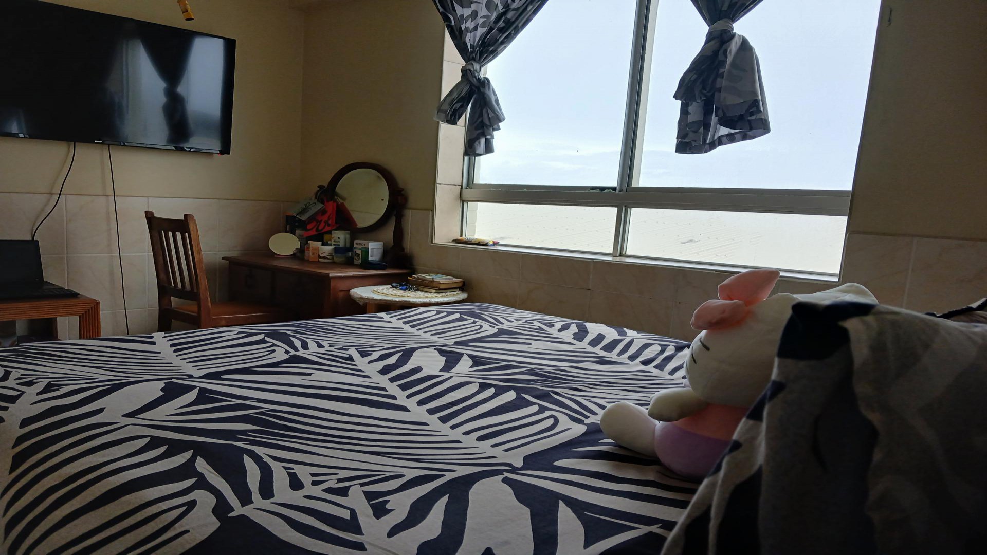 Bed Room 1 of property in Amanzimtoti 