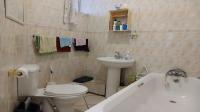 Bathroom 1 of property in Amanzimtoti 