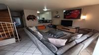 Lounges of property in Dayanglen