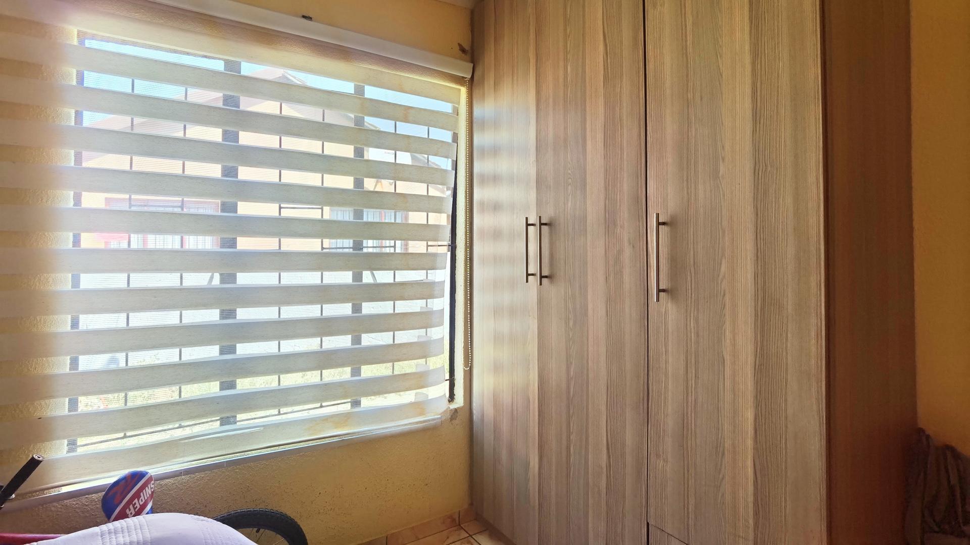 Bed Room 1 of property in Soshanguve East
