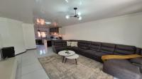Lounges of property in Mooikloof Ridge
