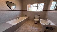 Bathroom 2 of property in Kimberley