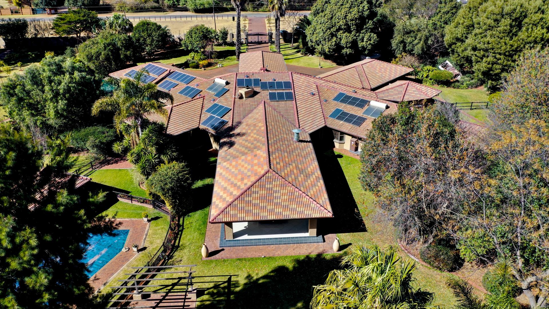  of property in Benoni AH